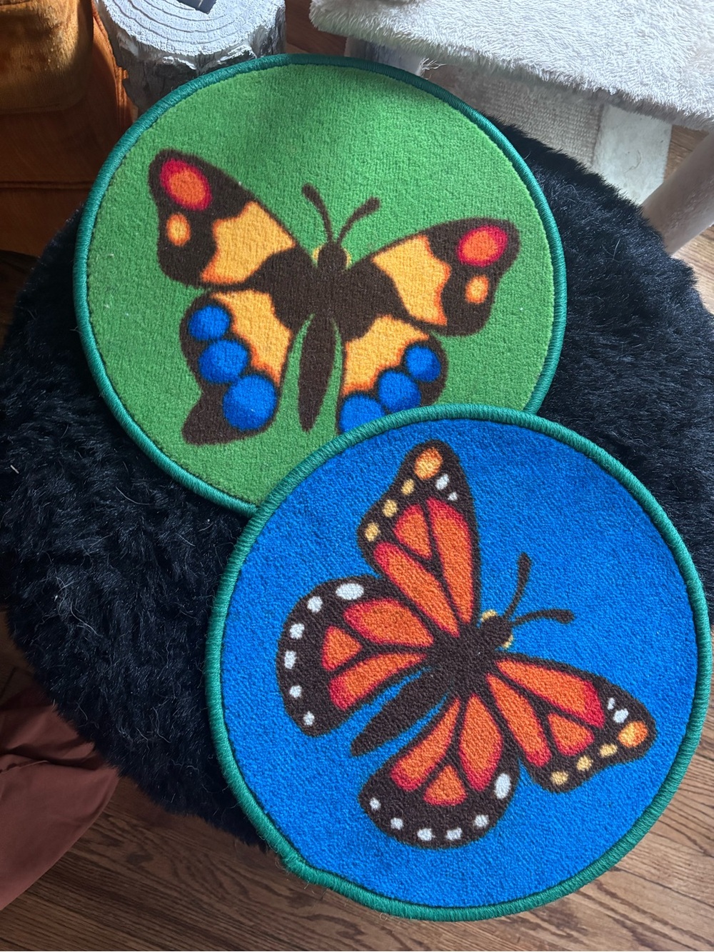 Butterfly Round Floor Mats โ Green & Blue